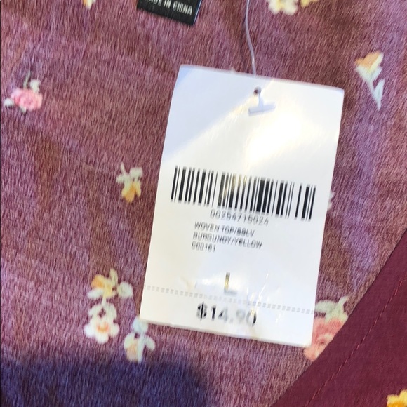 FOREVER 21 crop flower top! - Picture 4 of 6